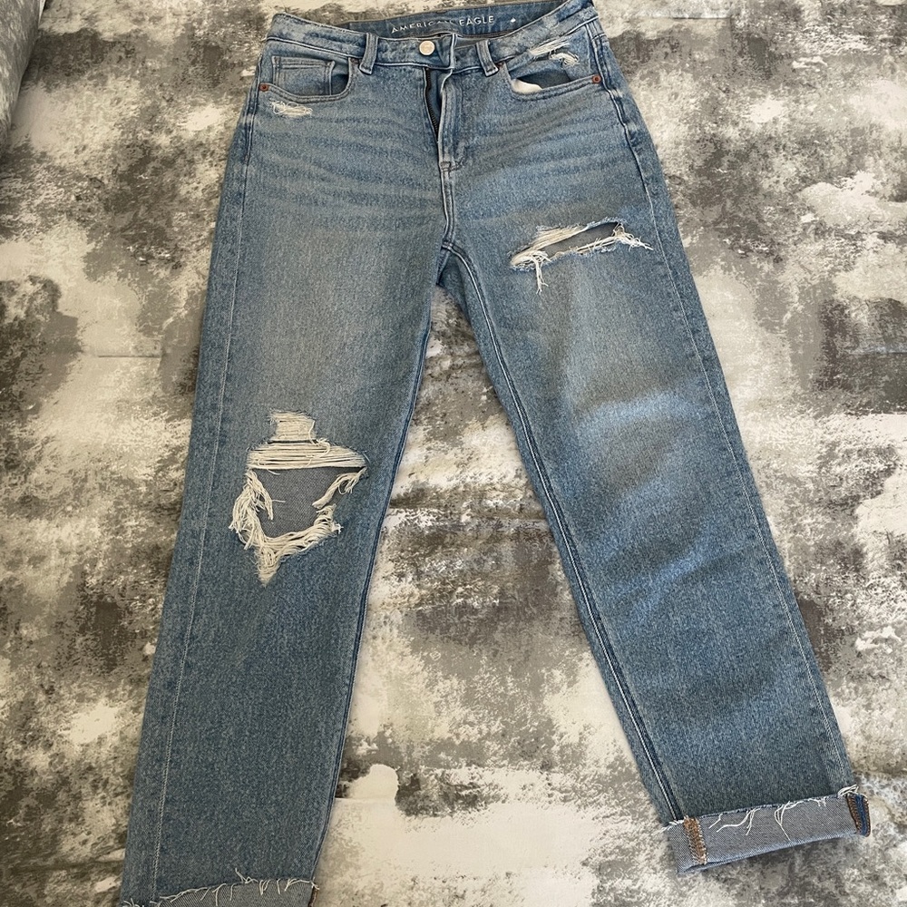 American Eagle Stretch Mom Jean